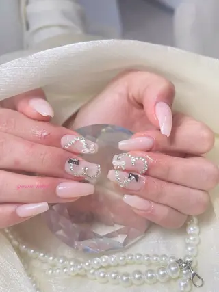 ミディアム ヒエン NAILのネイルデザイン