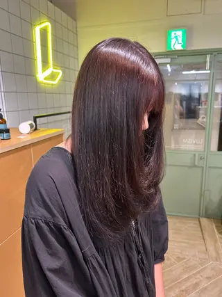 ミディアム カラー ベージュ/ダブルカラ ー/新潟駅/青柳萌果のヘアスタイル