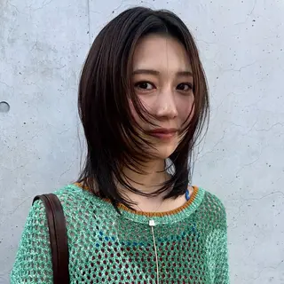 ミディアム anna 韓国レイヤ ー/ ハッシュカットのヘアスタイル