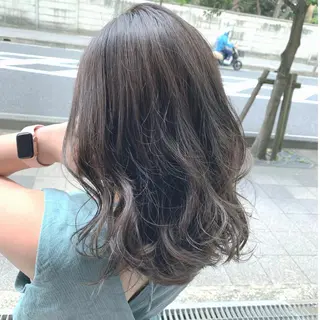 ミディアム リンネ 甲東園のヘアスタイル