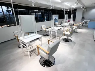 横野 孝志のヘアスタイル