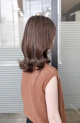 セミロング カラー sepiage trois所属・酒井 亜希のヘアスタイル