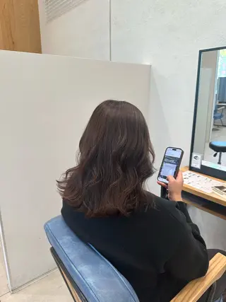 ミディアム 平井 真由のヘアスタイル