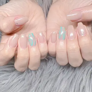 ネイル 個室ネイルサロンDolly  Girl〜ドーリーガール〜所属・DollyGirl KYOKOのネイルデザイン