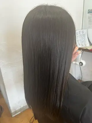 セミロング 髪質改善TR特化 副店長 坂田一樹】のヘアスタイル