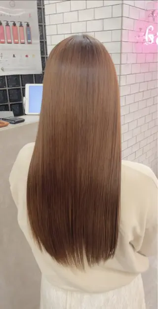 ロング カラー 髪質改善、癖毛直し 縮毛矯正が得意のヘアスタイル