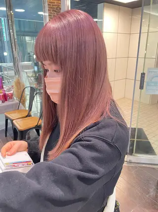 セミロング aya/小顔レイヤー /柔らかカラーのヘアスタイル