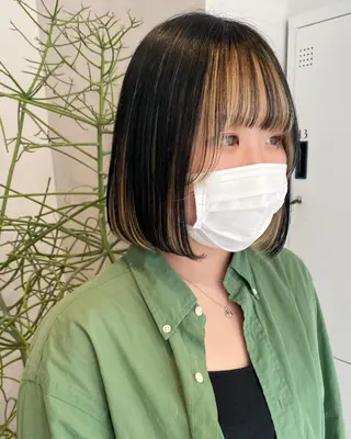 ショート カラー デザインカラー/パー マ🦖外岡咲希🦖のヘアスタイル