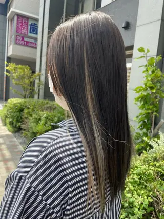 ロング カラー SOYON なんば店所属・水島 真彩のヘアスタイル