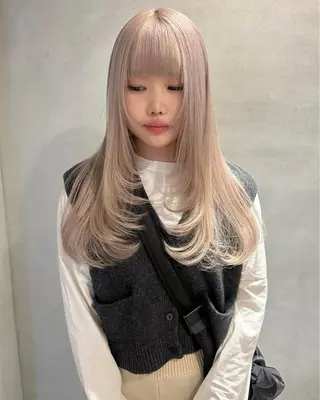 ロング PELE 梅田 ANNEX 大阪梅田茶屋町店 ダブルカラー/ブリーチ/ハイトーン【ペレ】所属・梅田/ハイトーン/ Juriのヘアスタイル