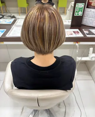 ショート 三 嶋のヘアスタイル