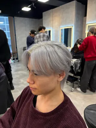 カラー メンズ グレージュ/ベージュ 透明感カラーYUTAのヘアスタイル