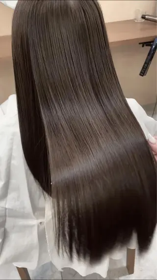 ミディアム 【副店長】 小林幸江の眉毛・アイブロウイメージ