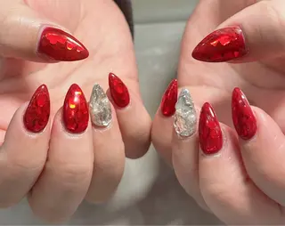 ネイル LAVISH nanamiのネイルデザイン