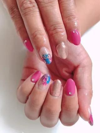 ネイル Lily Roseスタッフ一同のマツエク・マツパデザイン