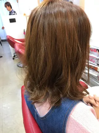 ミディアム 渋谷宮益坂 omoのヘアスタイル