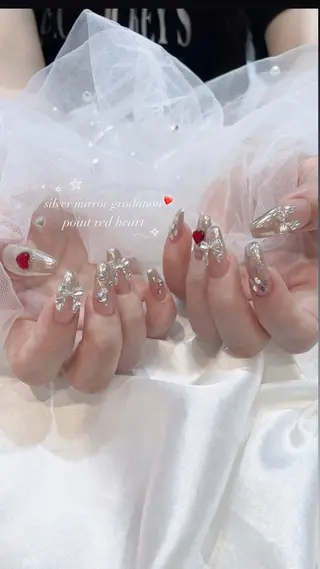 ネイル classic 新横浜所属・山田 暉のネイルデザイン