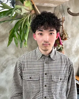 ミディアム パーマ メンズ 木村陸弥 似合わせ 透明感カラー🌿のヘアスタイル