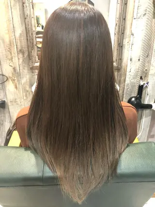 ロング 川野 賢のヘアスタイル