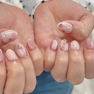 ネイル 🎀チーク/ちゅるん 🫧chisa🎀のネイルデザイン