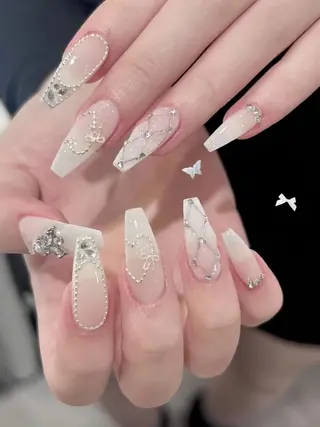 ネイル MIHANA SAKURAのネイルデザイン