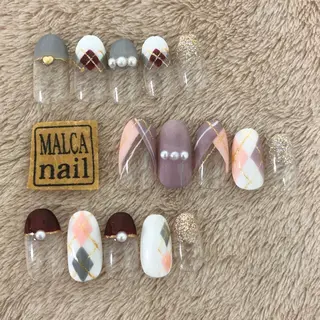 ミディアム カラー パーマ ヘアアレンジ メンズ キッズ ネイル マツエク・マツパ MALCAnail(マルカネイル)所属・荒木 莉奈のネイルデザイン