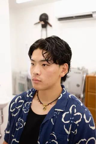 ミディアム パーマ メンズ past and new所属・田島 塁のヘアスタイル