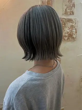 ショート 退色まで透明感ある ダブルカラー/リクのヘアスタイル