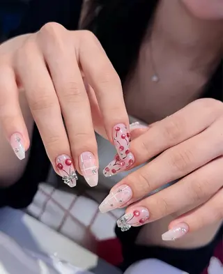 ネイル Lina nail所属・Lunaa 池袋のネイルデザイン