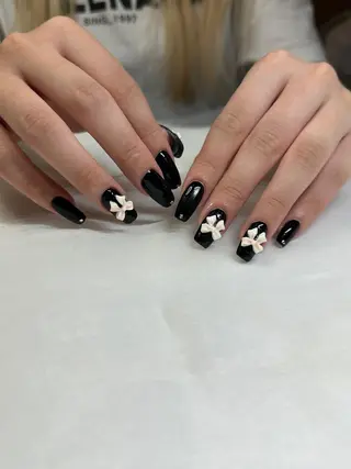 ネイル うにゃねいる🌷 Mayaのネイルデザイン