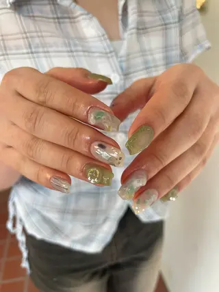 ネイル shion .のネイルデザイン