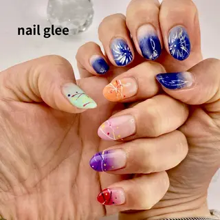 ミディアム RISA nail gleeのネイルデザイン