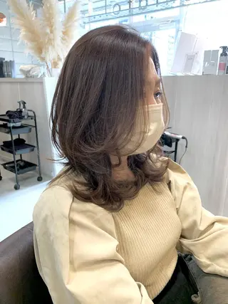 セミロング 新海 芳樹のヘアスタイル