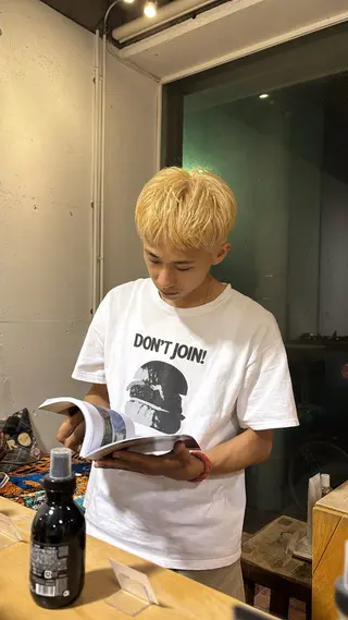 カラー メンズ IRO所属・岡田 祐樹のヘアスタイル