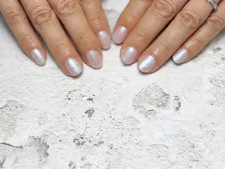 ネイル ネイルサロン ERFOLG  銀座【エアフォルク】所属・冨永 さくらのネイルデザイン