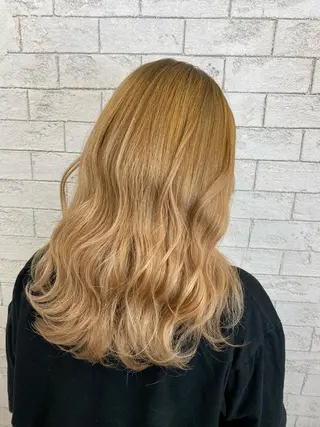 セミロング ダブルカラー🌈 miinaのヘアスタイル