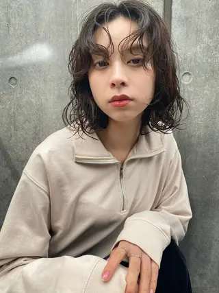 ミディアム パーマ 林 浩太郎のヘアスタイル