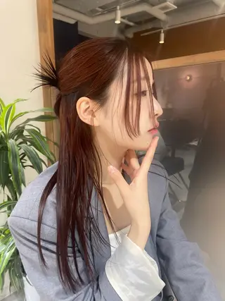 ロング mei｜顔まわり ×透明感カラーのヘアスタイル