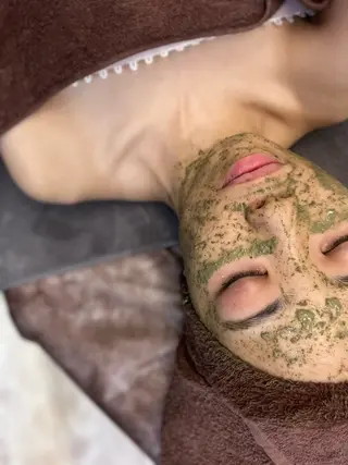 お肌と歯のサロン　Sona Mior所属・藤井 ののみのエステ・リラクイメージ