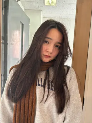 ミディアム パーマ カラー CEINE OURのヘアスタイル