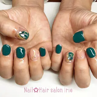 ネイル Hair salon Irie所属・與儀 知佳のネイルデザイン