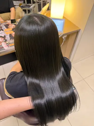 ロング SANA/ツヤカラー /カット大船のヘアスタイル