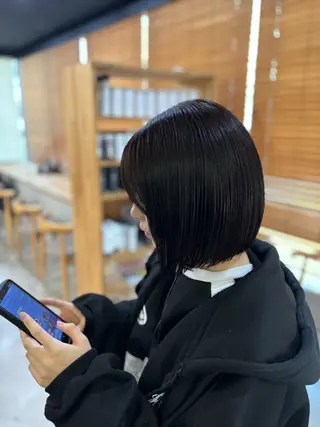 ショート カラー mono / Manatoのヘアスタイル