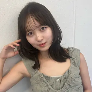 ミディアム 透明感カラー/ レイヤー🪽千優のヘアスタイル