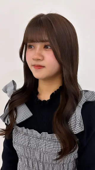 ロング カラー 江子 晴香のヘアスタイル