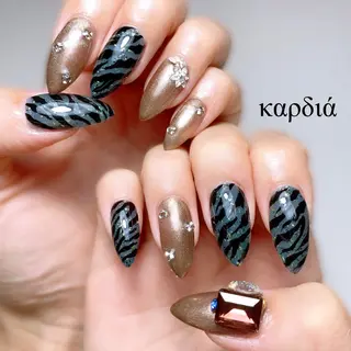 ネイル καρδιά -ｶﾙﾃﾞｨｱ-のネイルデザイン