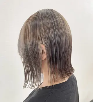 ミディアム 相馬 亜美のヘアスタイル