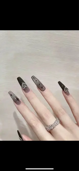 ネイル LULU Nail salonみどりのネイルデザイン