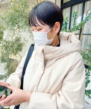 ショート 有岡 陽菜のヘアスタイル