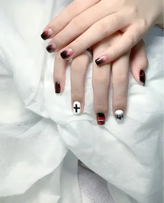 ネイル pink ladyサロン所属・べ にのネイルデザイン